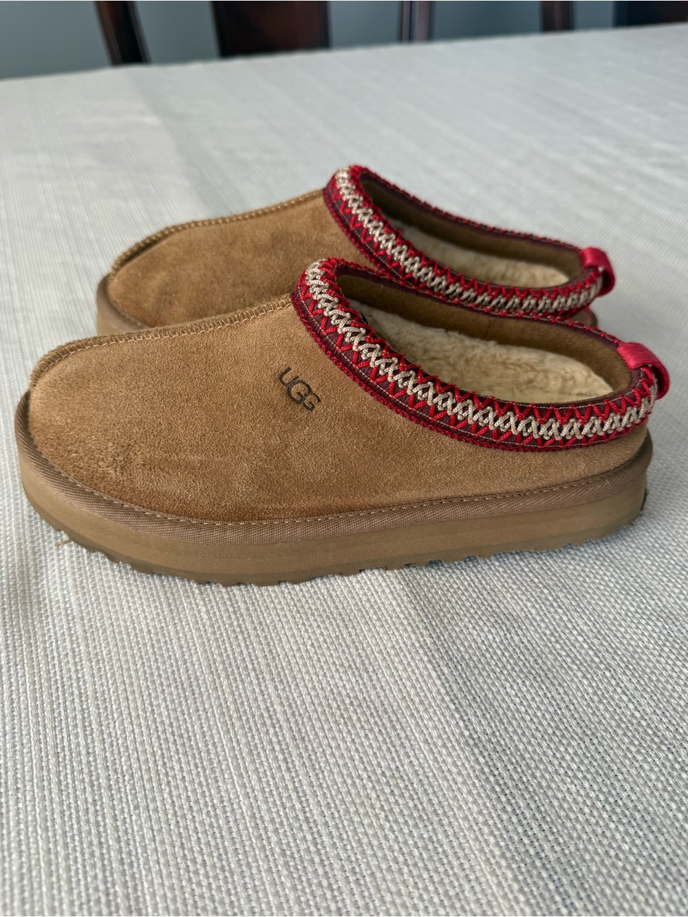 UGG Kids Tasman Chestnut Suede Slip-On slippers